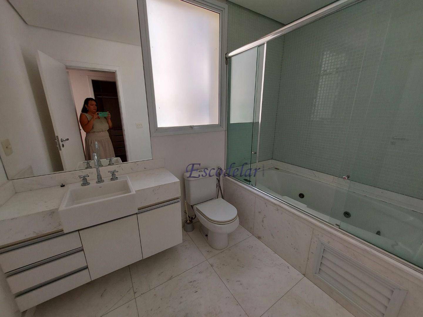 Casa de Condomínio para alugar com 5 quartos, 592m² - Foto 39