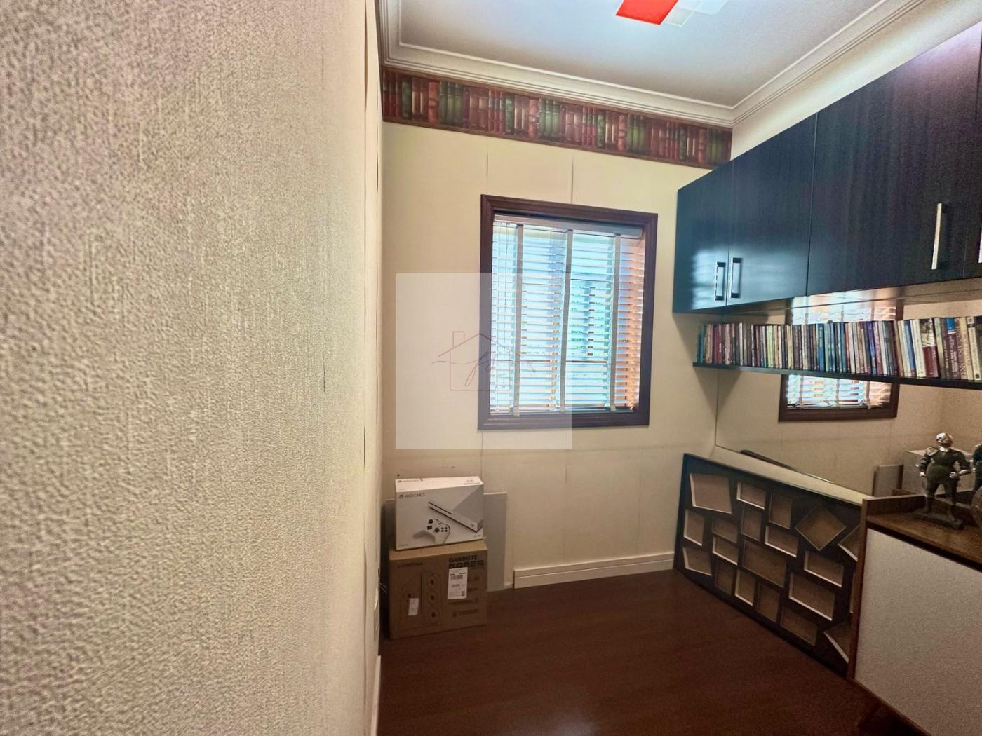 Casa à venda com 3 quartos, 300m² - Foto 23