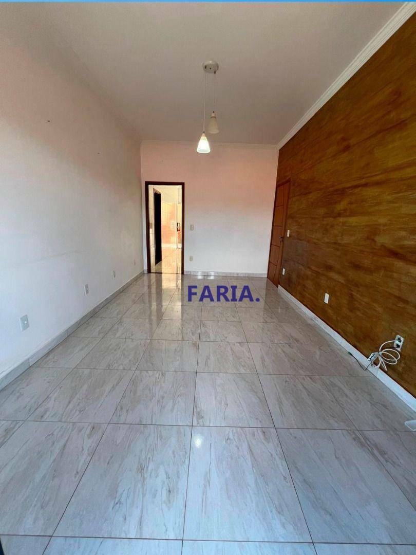 Casa à venda com 3 quartos, 1M2 - Foto 6