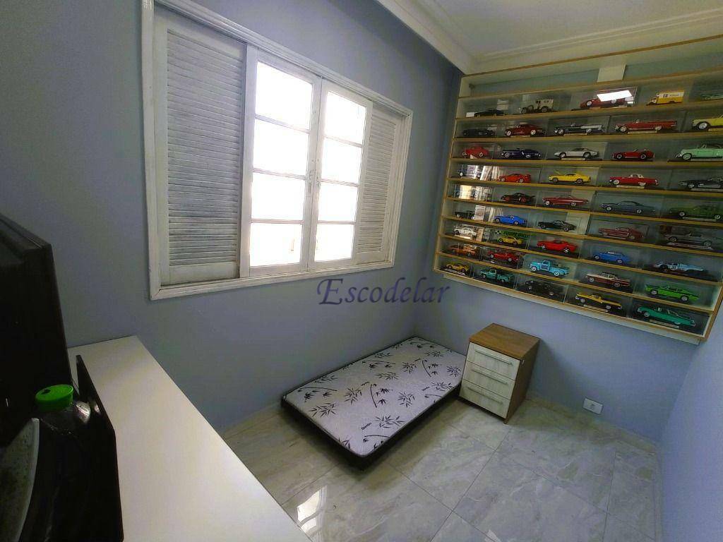 Sobrado à venda com 4 quartos, 200m² - Foto 23