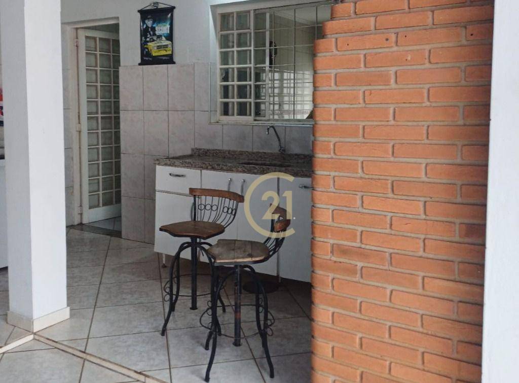 Casa à venda com 3 quartos, 150m² - Foto 9