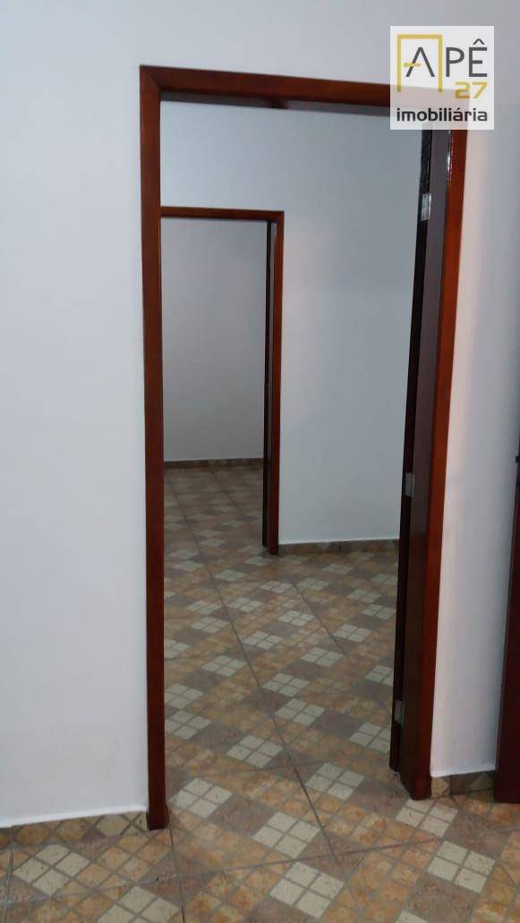 Casa à venda com 5 quartos, 200m² - Foto 18