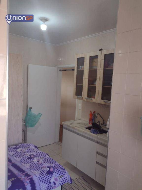 Apartamento à venda com 2 quartos, 70m² - Foto 8