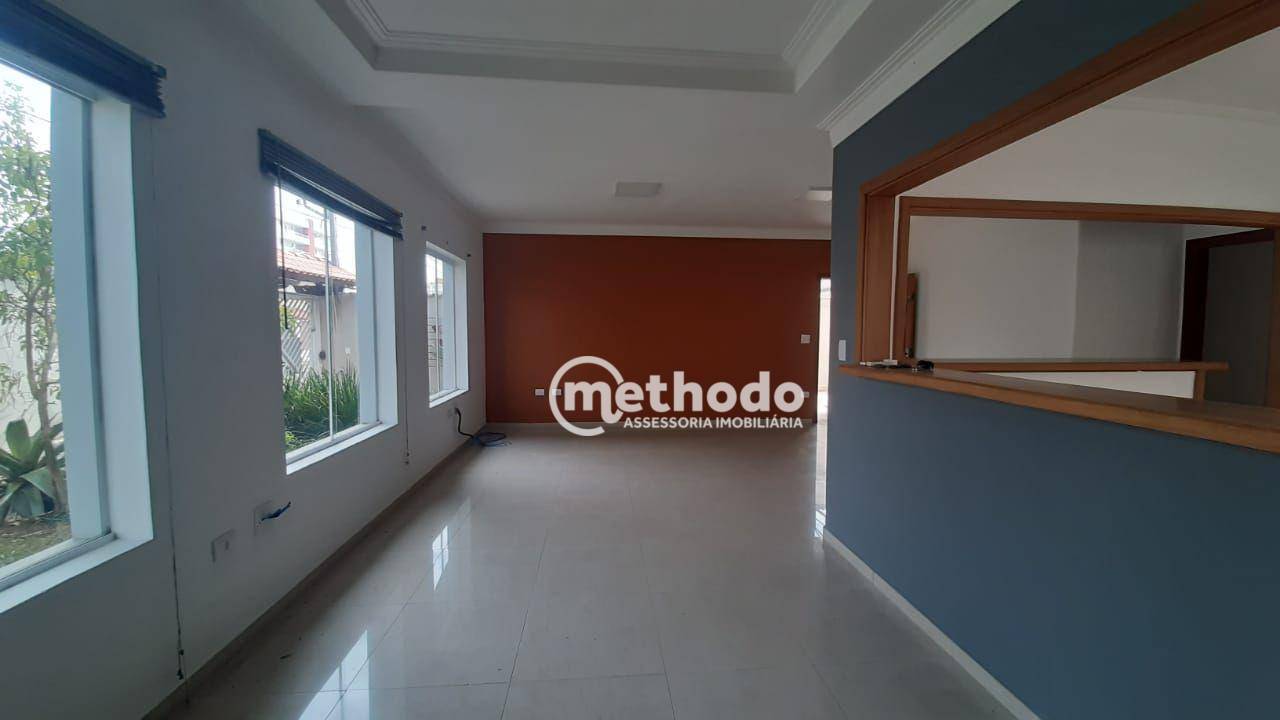 Casa à venda com 3 quartos, 200m² - Foto 11