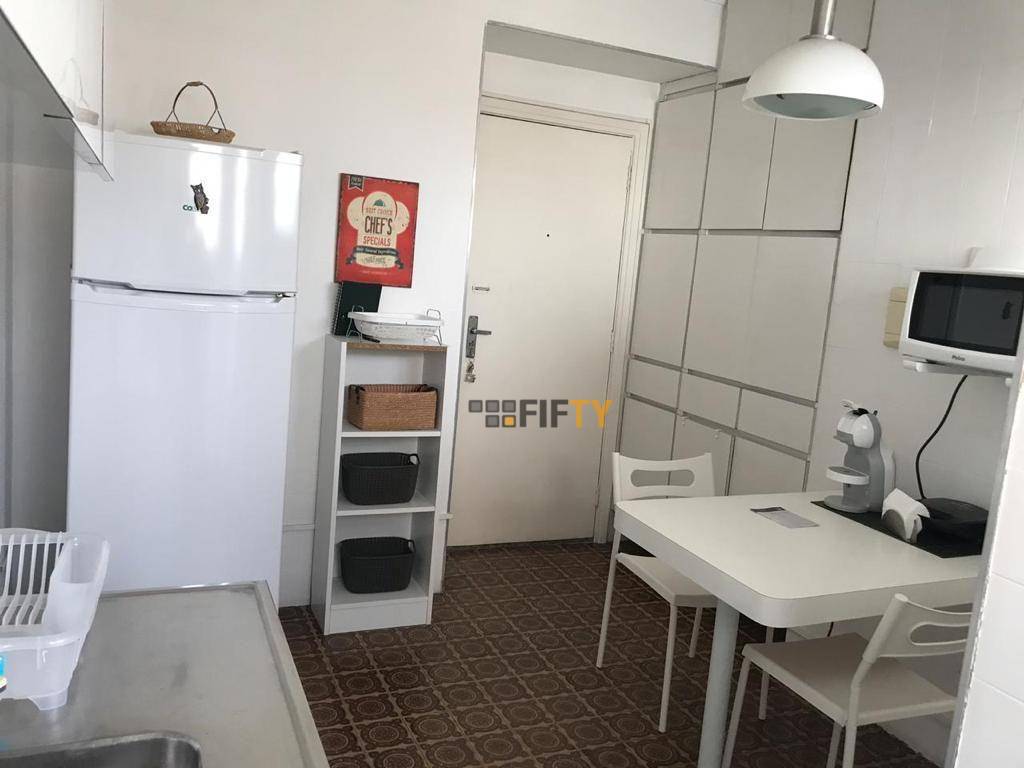 Apartamento à venda com 2 quartos, 77m² - Foto 11