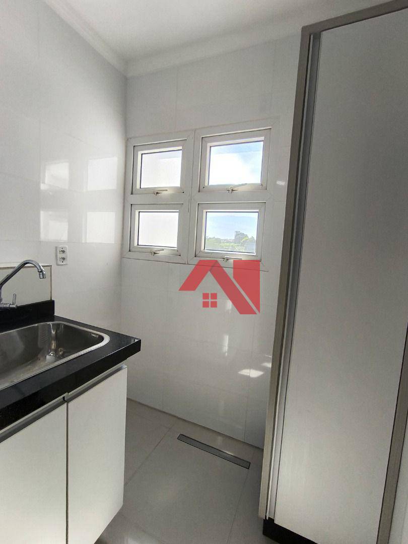 Apartamento à venda com 3 quartos, 74m² - Foto 8