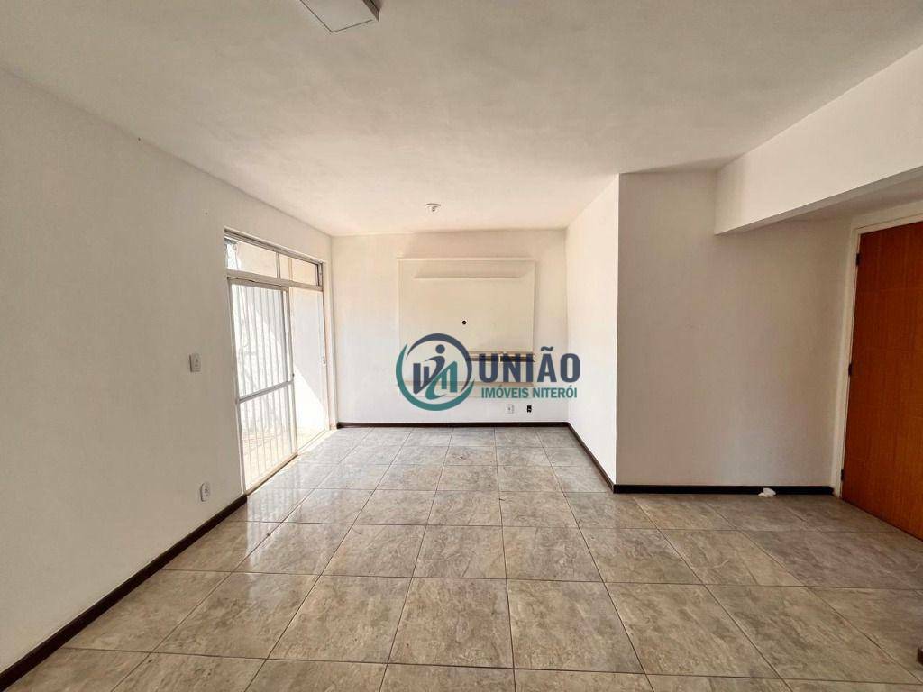 Apartamento à venda com 2 quartos, 66m² - Foto 1