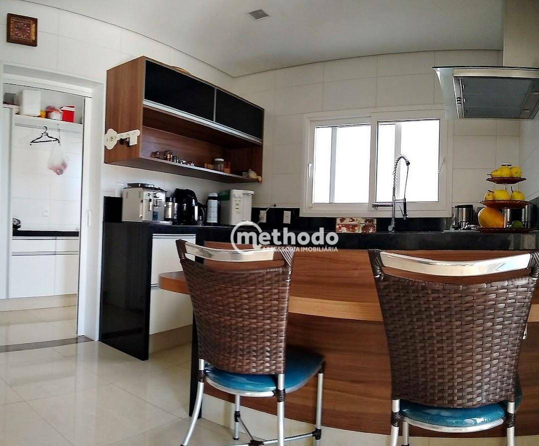 Casa de Condomínio à venda com 4 quartos, 360m² - Foto 12