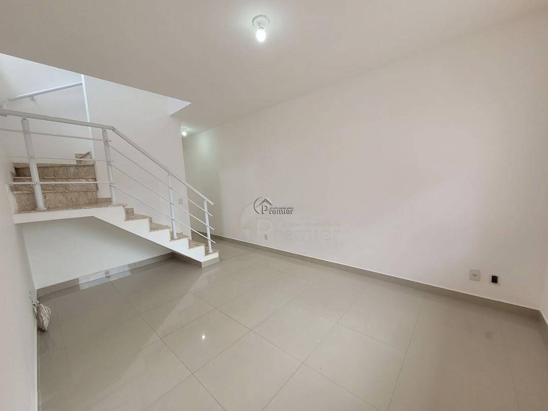 Casa à venda e aluguel com 3 quartos, 126m² - Foto 4