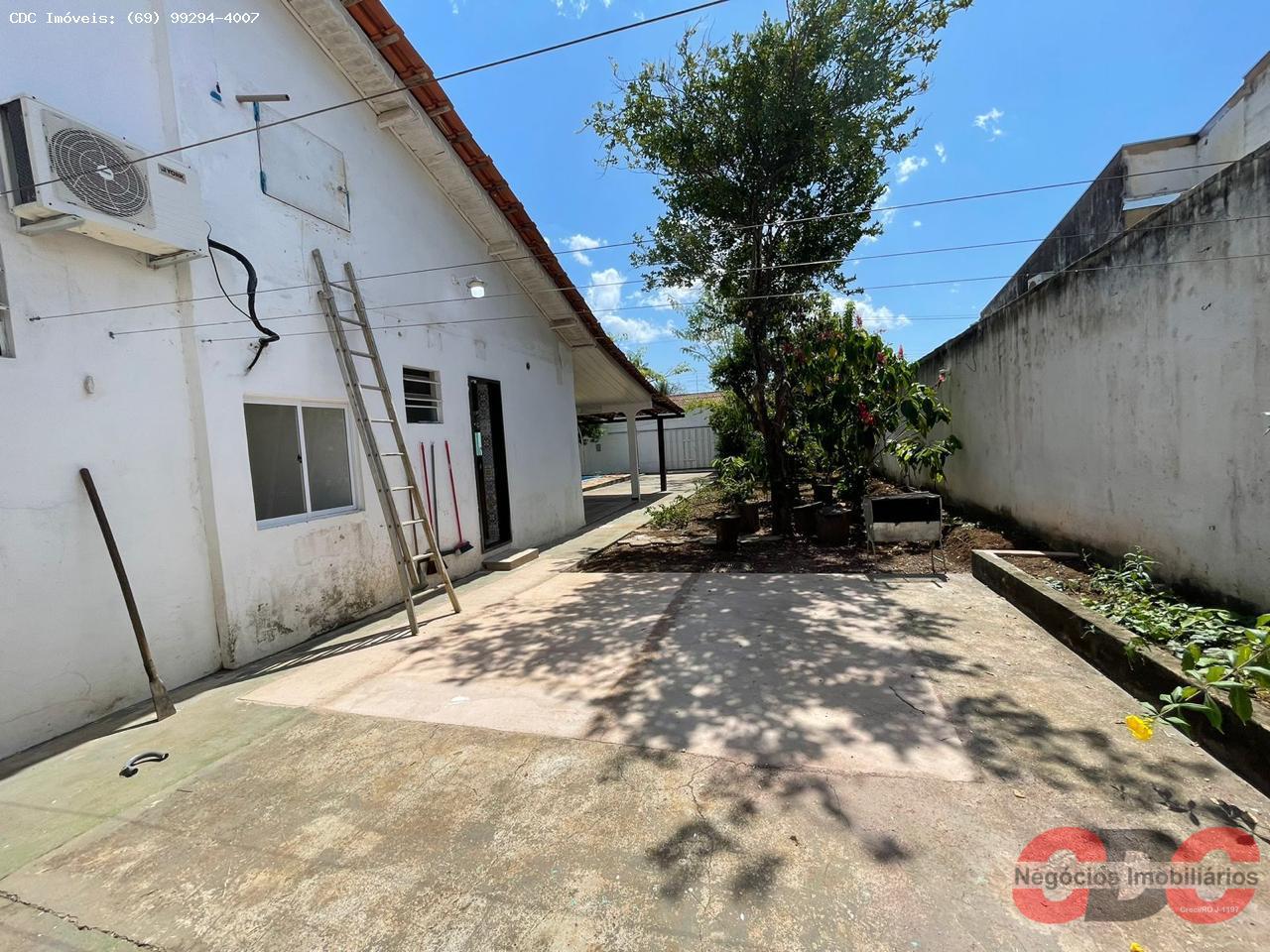 Casa para alugar com 3 quartos, 450m² - Foto 20