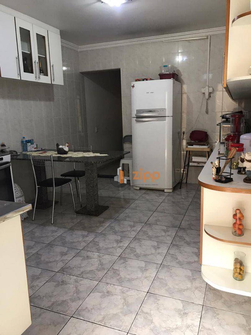 Sobrado à venda com 3 quartos, 204m² - Foto 14