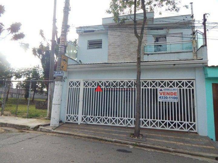 Sobrado à venda e aluguel com 3 quartos, 209m² - Foto 1
