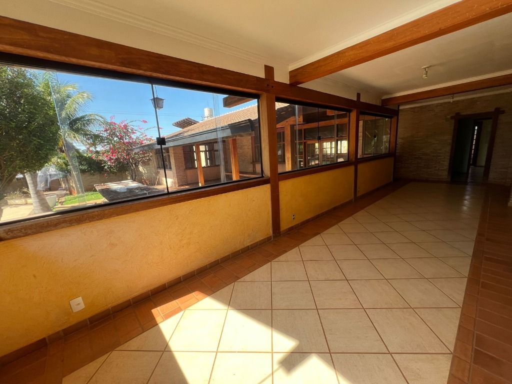 Casa à venda com 4 quartos, 500m² - Foto 11