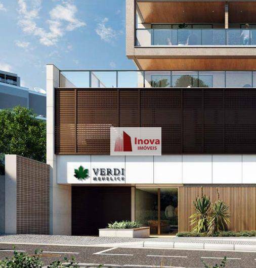 Cobertura à venda com 3 quartos, 220m² - Foto 2