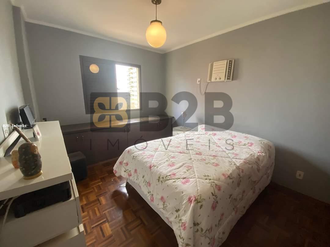 Apartamento à venda com 3 quartos, 128m² - Foto 13