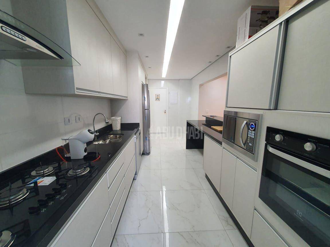 Apartamento à venda com 3 quartos, 139m² - Foto 2