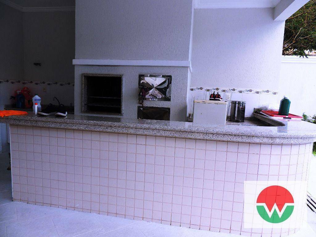 Casa de Condomínio à venda com 6 quartos, 400m² - Foto 4