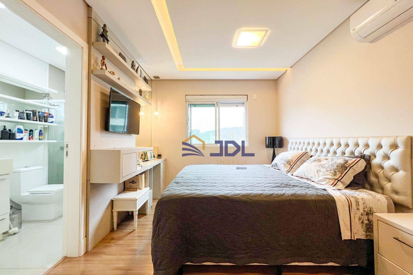 Apartamento à venda com 3 quartos, 122m² - Foto 18