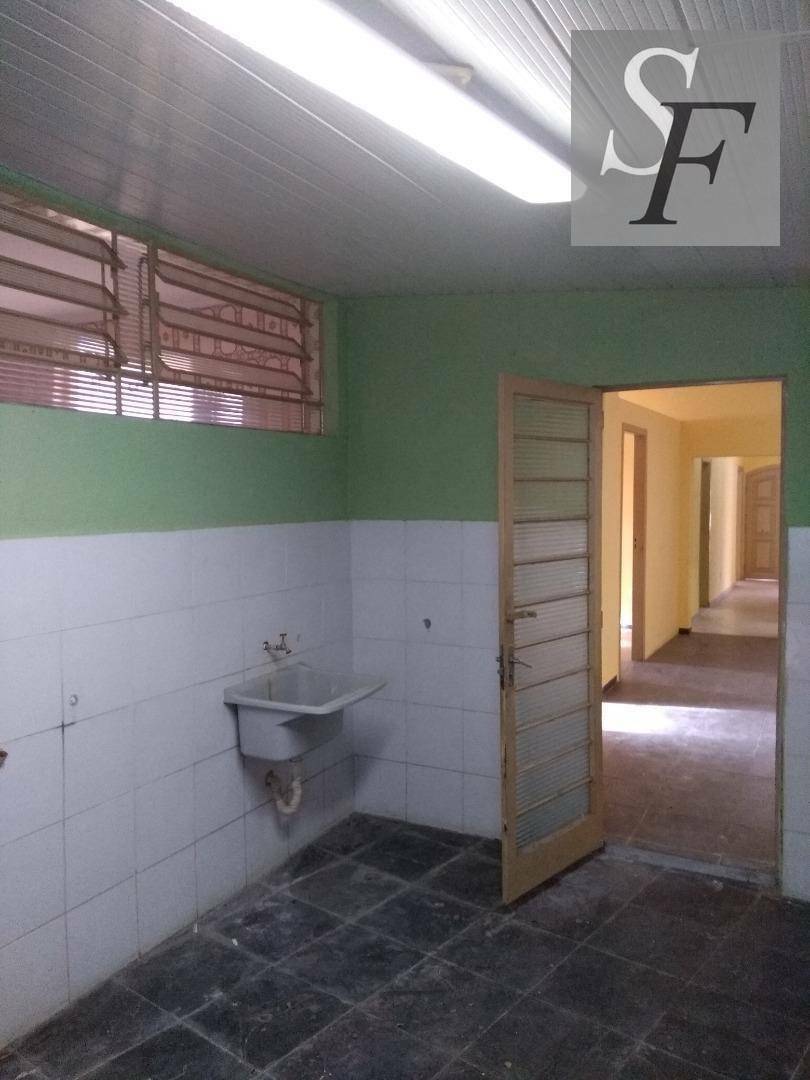 Casa à venda com 3 quartos, 207m² - Foto 15