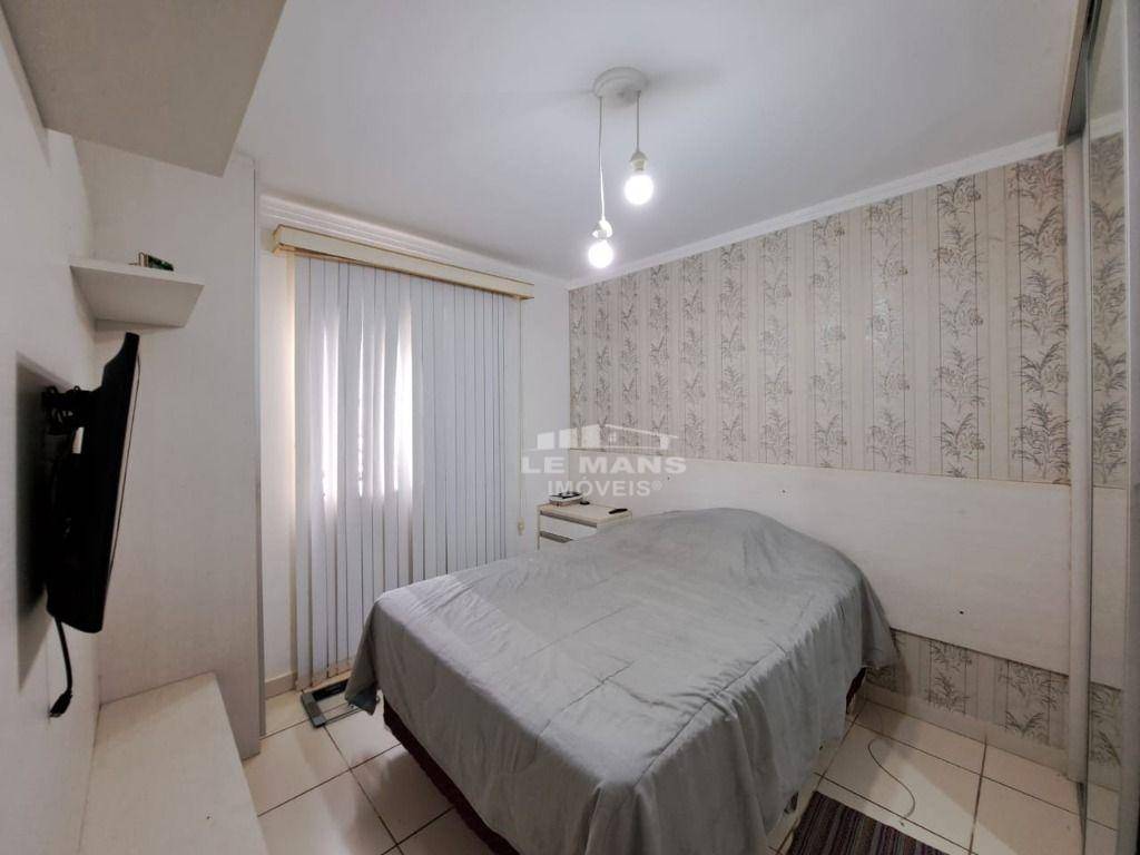 Apartamento à venda com 2 quartos, 55m² - Foto 15