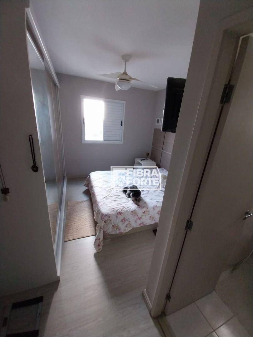 Apartamento à venda com 3 quartos, 77m² - Foto 10