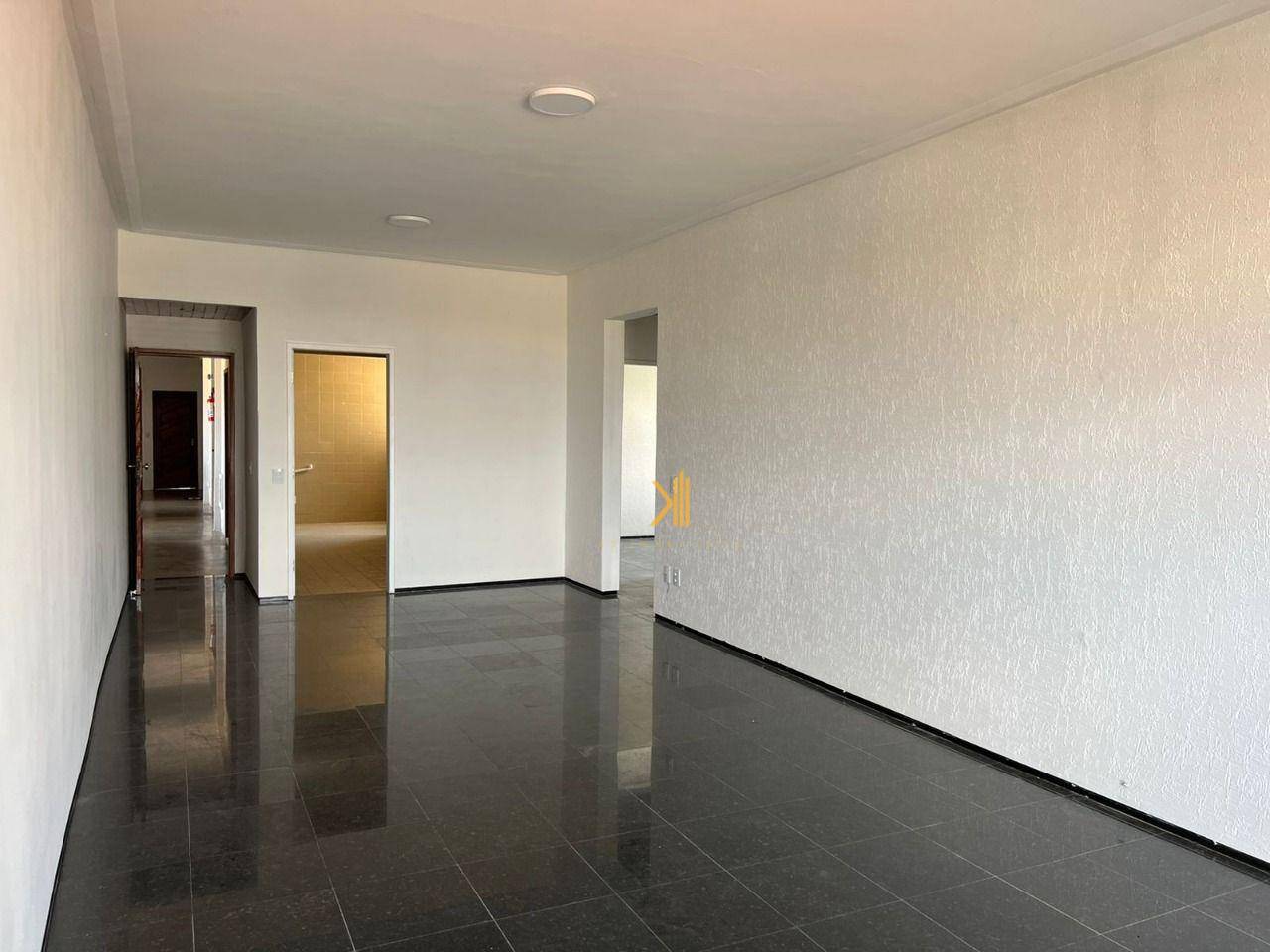 Apartamento à venda com 3 quartos, 122m² - Foto 13