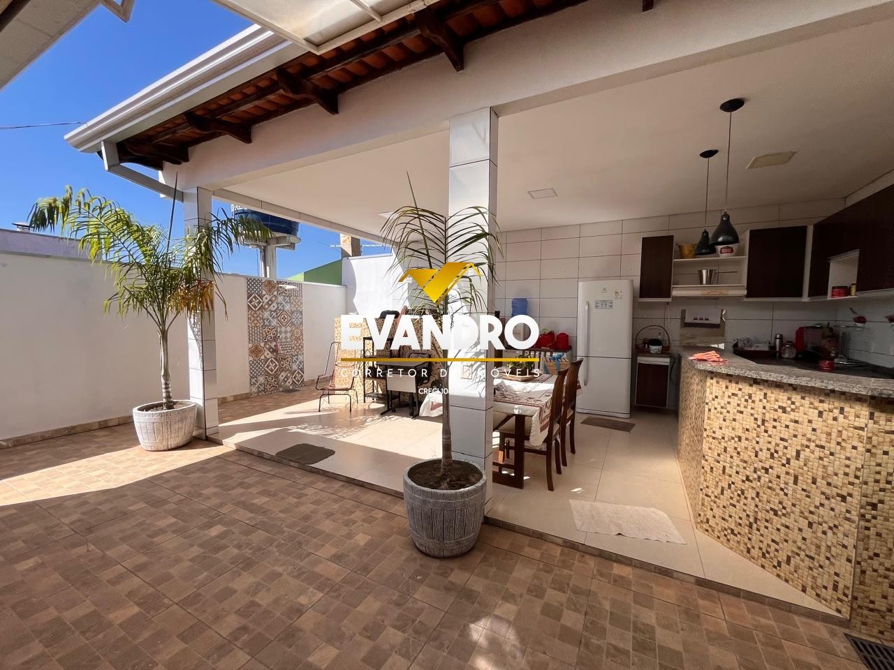 Casa de Condomínio à venda com 3 quartos, 198m² - Foto 10