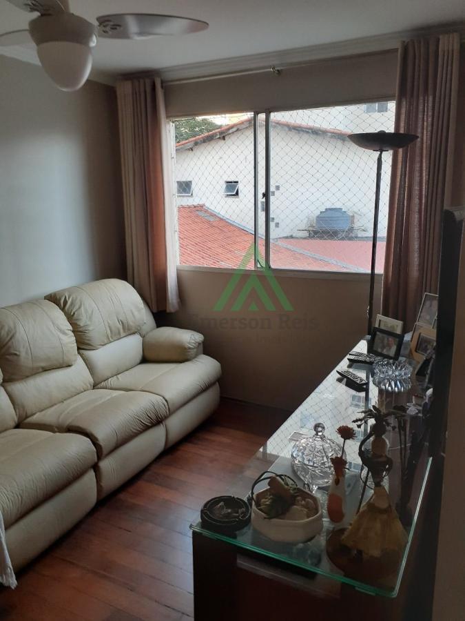 Apartamento à venda com 2 quartos, 68m² - Foto 1