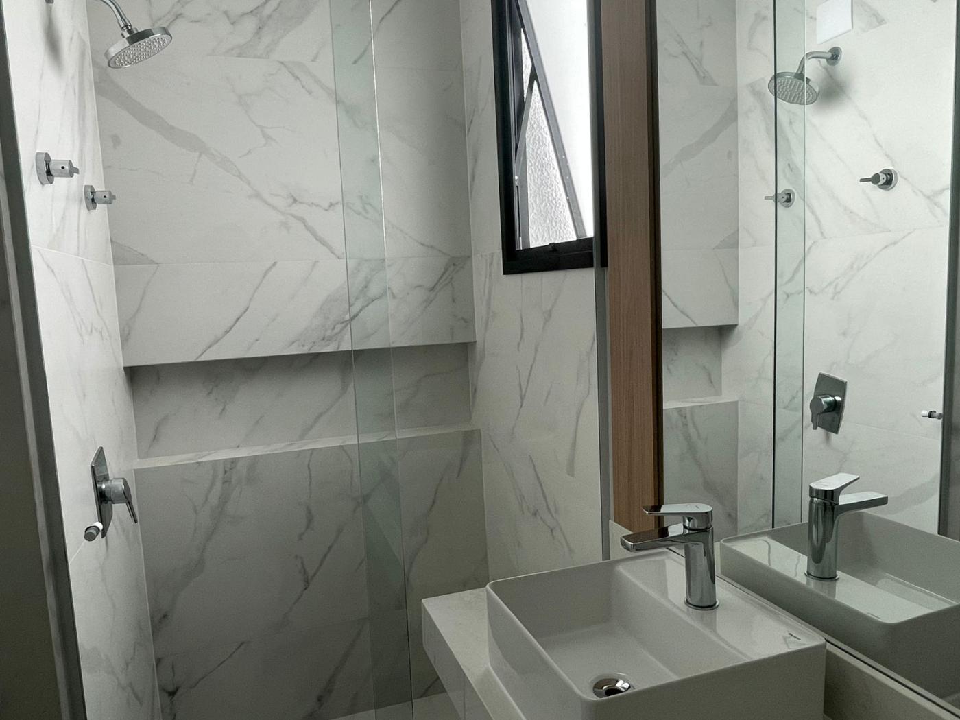 Apartamento para alugar com 2 quartos, 262m² - Foto 8