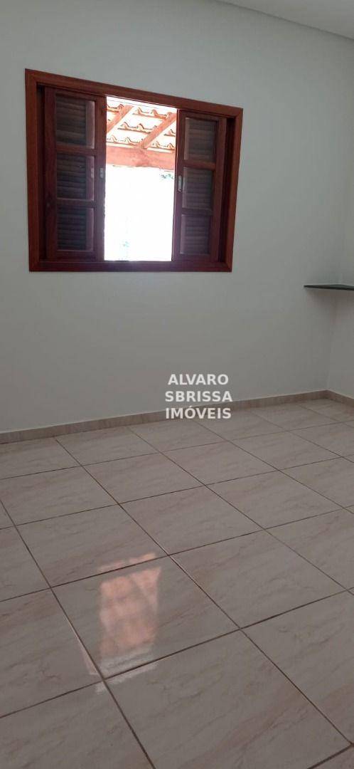 Chácara à venda com 3 quartos, 230m² - Foto 13