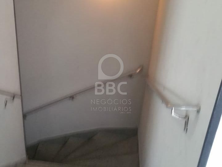 Apartamento à venda com 2 quartos, 120m² - Foto 4