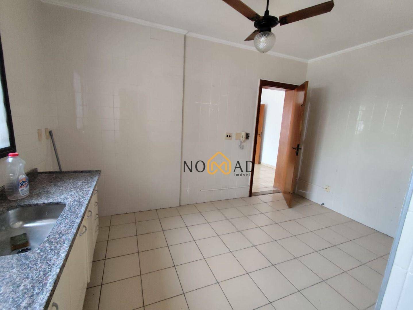 Apartamento à venda com 4 quartos, 195m² - Foto 15