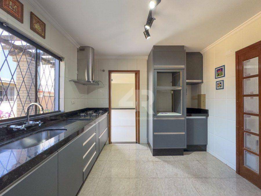 Sobrado à venda com 3 quartos, 404m² - Foto 9