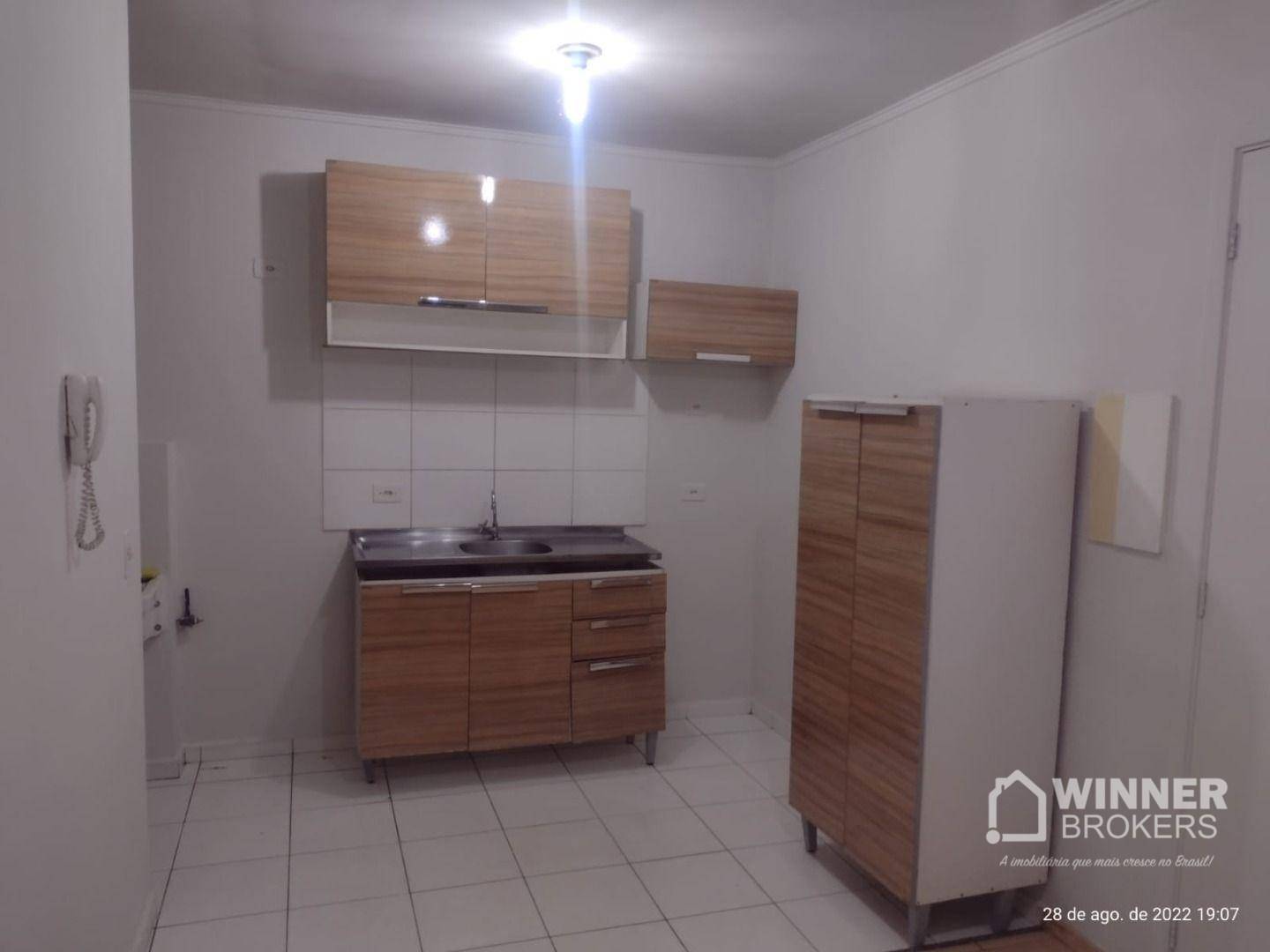 Apartamento à venda com 2 quartos, 45m² - Foto 11