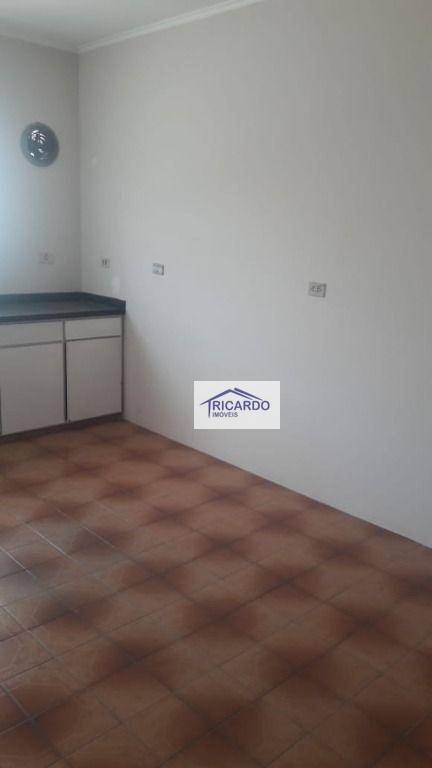 Casa para alugar com 3 quartos, 280m² - Foto 16