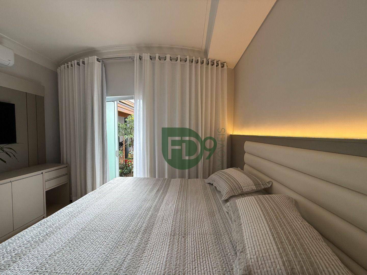 Casa à venda com 3 quartos, 225m² - Foto 36