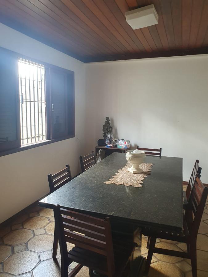 Casa à venda com 7 quartos, 1076m² - Foto 26