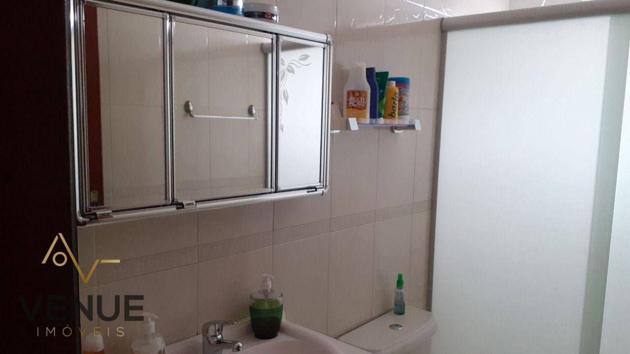 Apartamento à venda com 2 quartos, 62m² - Foto 15