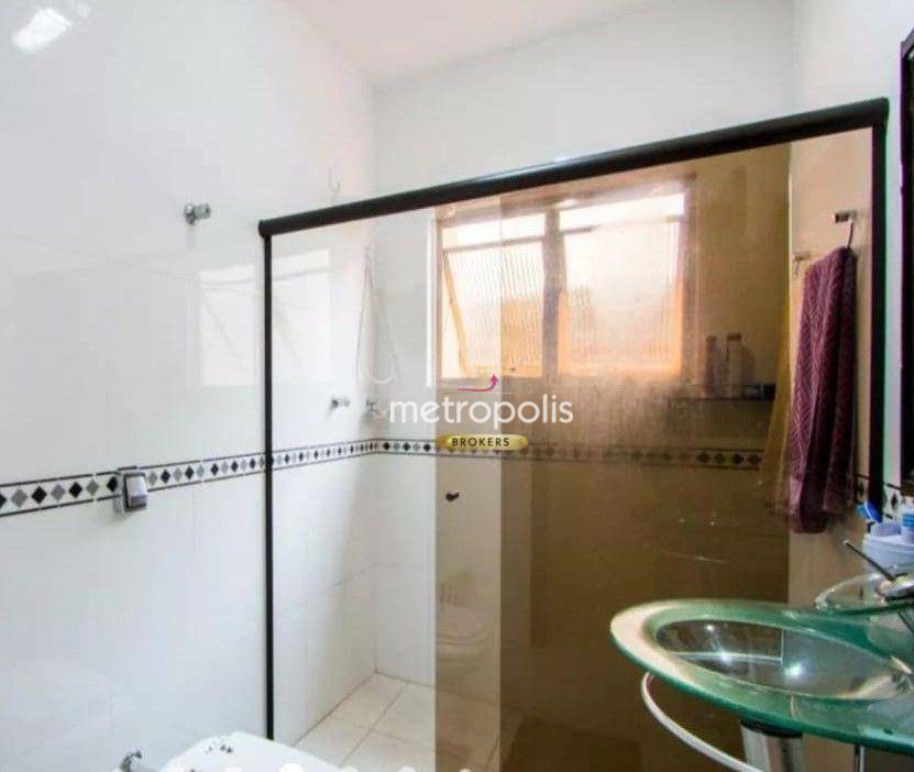 Sobrado à venda e aluguel com 3 quartos, 218m² - Foto 25