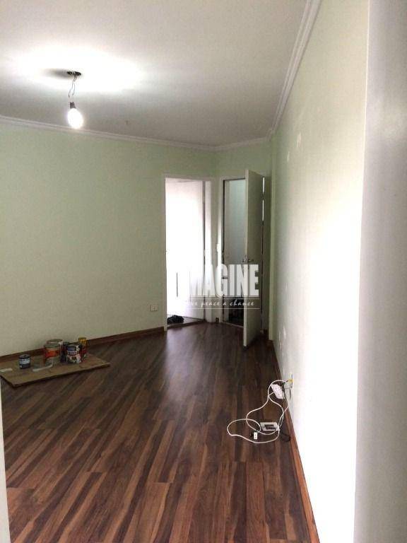 Apartamento à venda com 2 quartos, 55m² - Foto 1