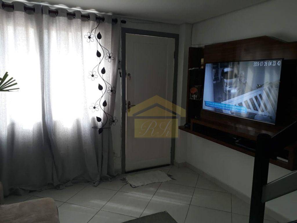 Sobrado à venda com 2 quartos, 121m² - Foto 2