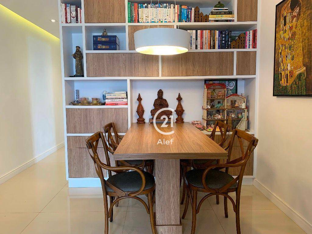 Apartamento à venda com 3 quartos, 81m² - Foto 11