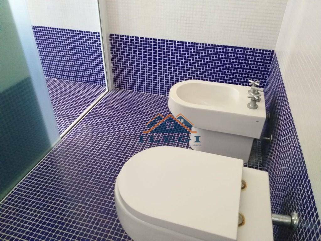 Casa de Condomínio à venda com 3 quartos, 450m² - Foto 35