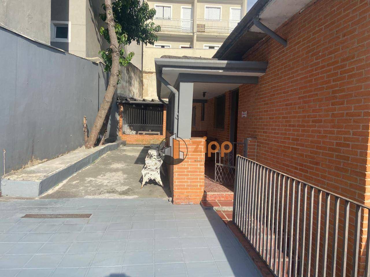 Casa para alugar com 2 quartos, 90m² - Foto 11