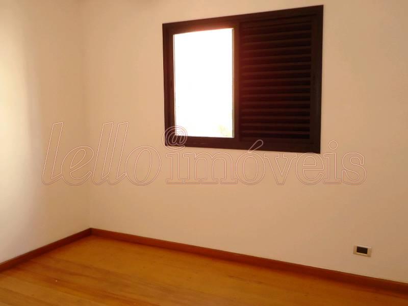 Apartamento para alugar com 3 quartos, 143m² - Foto 16