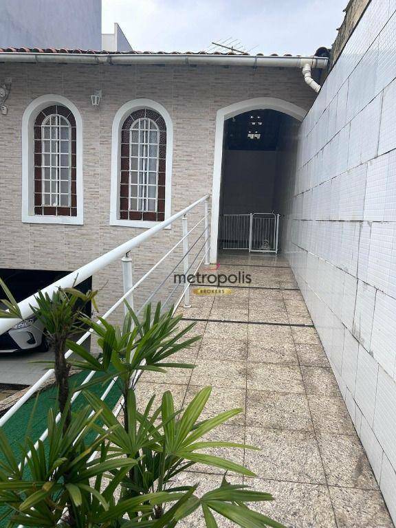 Sobrado à venda com 4 quartos, 225m² - Foto 39