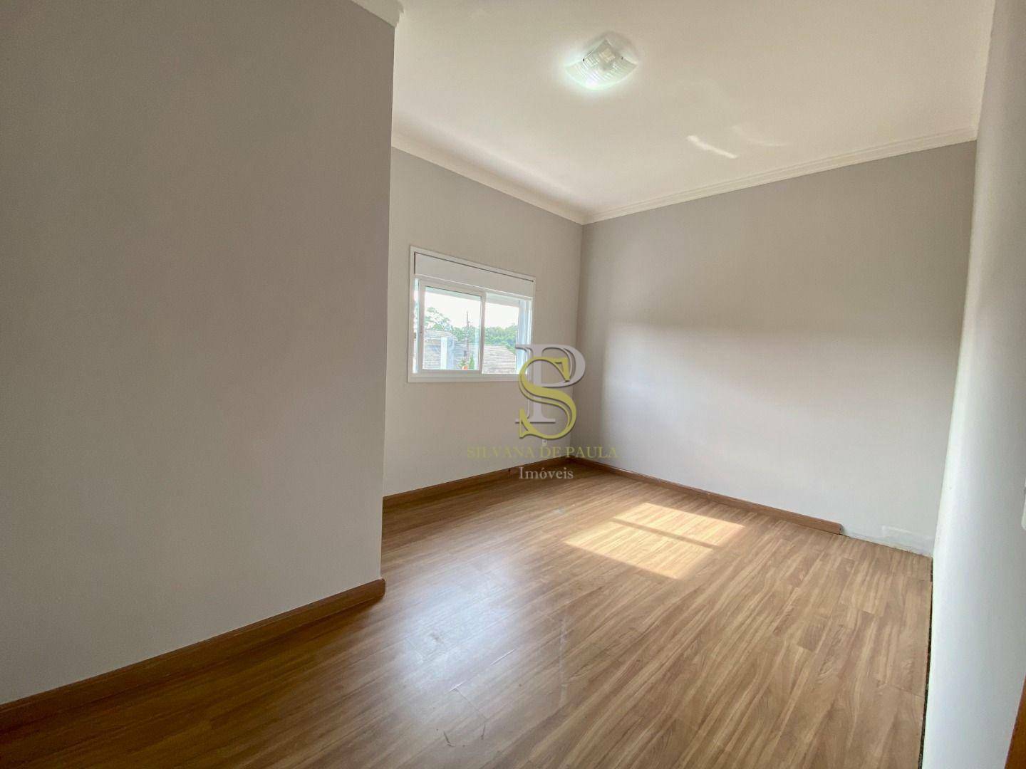 Casa de Condomínio para alugar com 3 quartos, 245m² - Foto 13