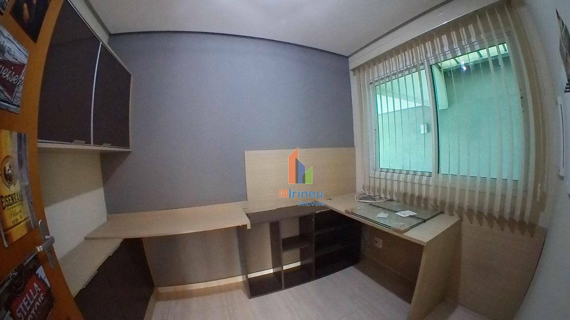 Casa de Condomínio à venda com 4 quartos, 205m² - Foto 4