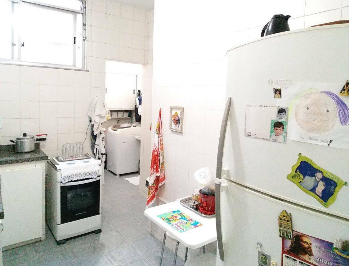 Apartamento à venda com 2 quartos, 85m² - Foto 8