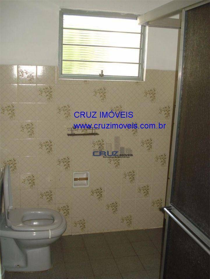 Casa à venda com 4 quartos, 220m² - Foto 29